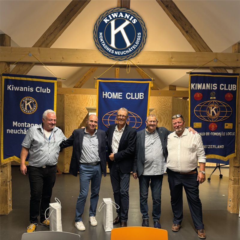 Les membres du club lors d'une action sur le terrain